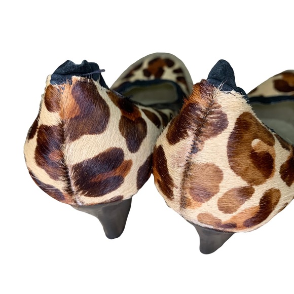 KENNETH COLE LEOPARD PRINT CALF / PONY HAIR STYLE WEDGE HEELS. - Picture 6 of 9